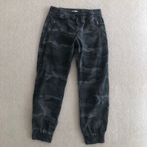 Aritzia TNA Army / Camo Grey Joggers / Jogger Pants , Size Small
